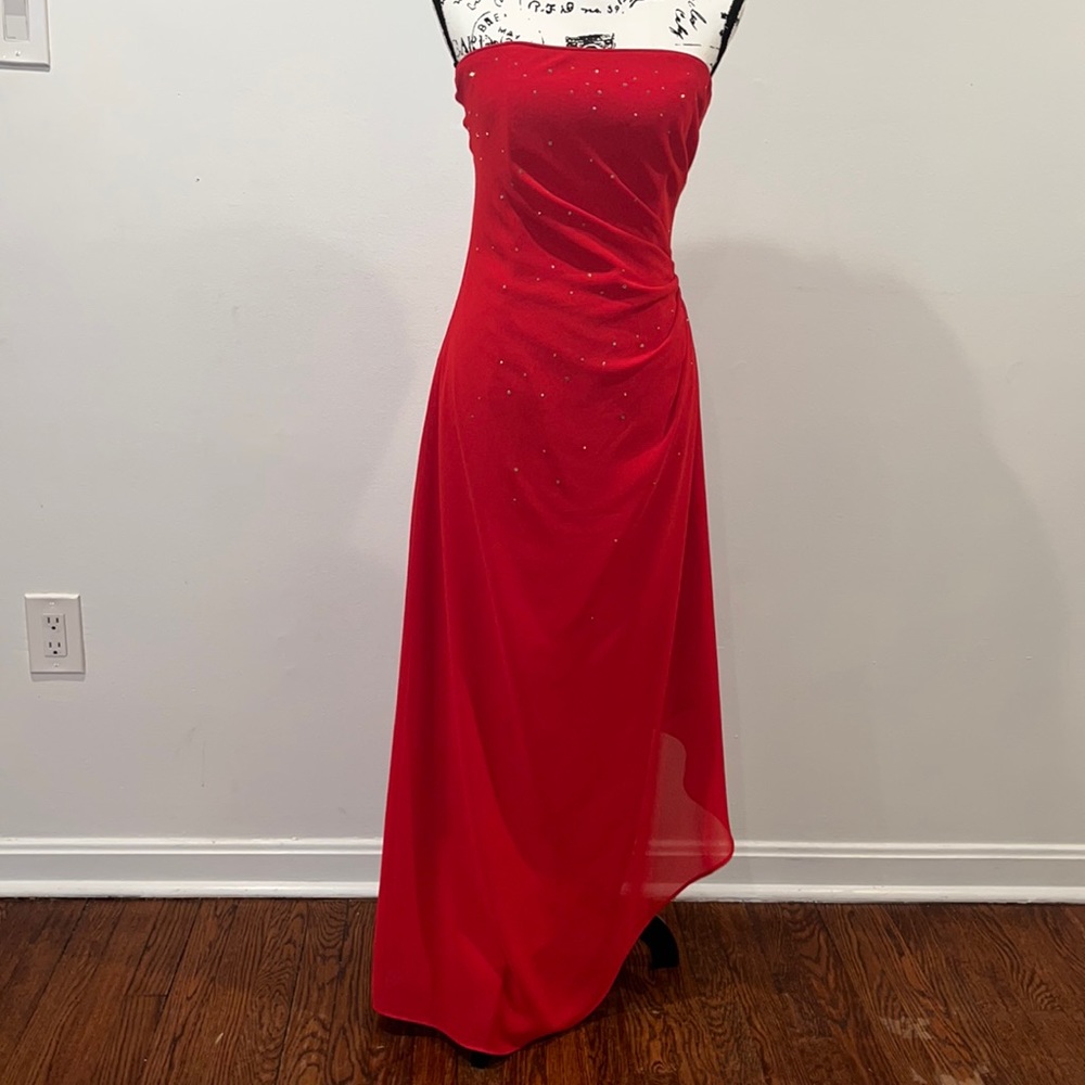 Jessica McClintock Red Strapless Formal size 6